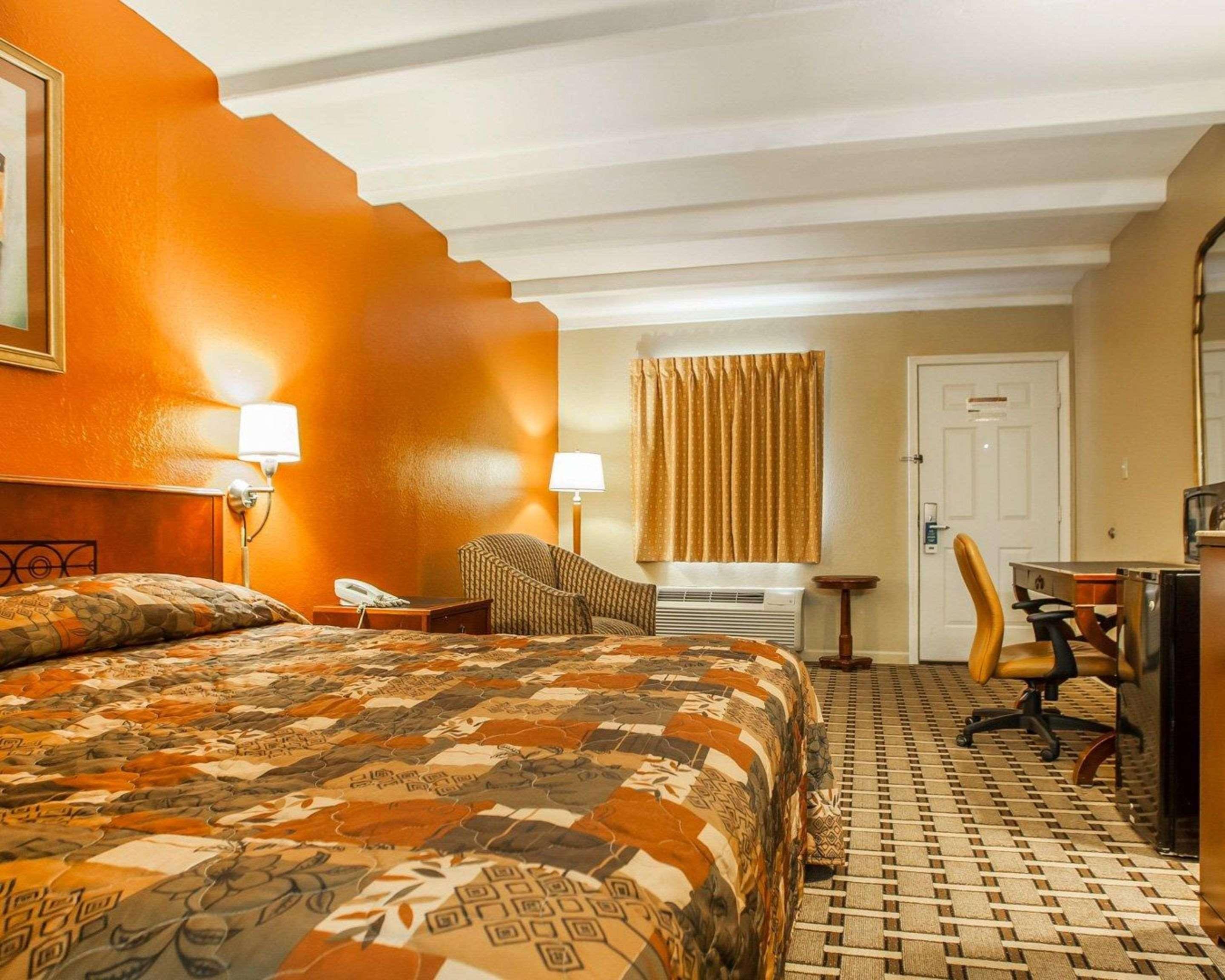 Rodeway Inn Nashville Airport Exterior foto